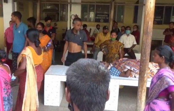 Patient Died without Treatment in GB Hospital due to Lack of Stretcher : Patient Party alleged Negligence of Health Workers Patient Died without Treatment in GB Hospital due to Lack of Stretcher : Patient Party alleged Negligence of Health Workers